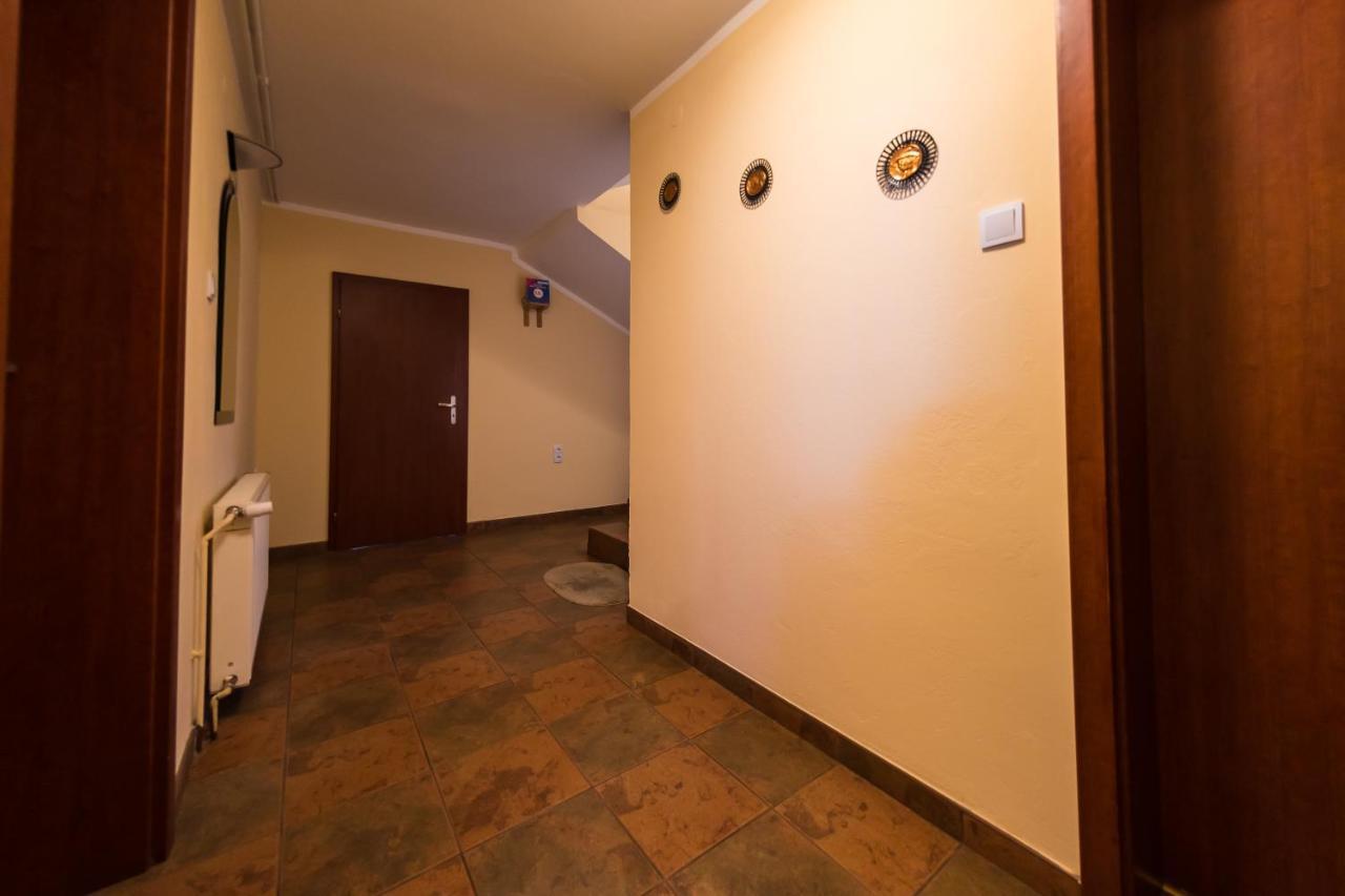 Willa Przy Deptaku Apartment Szczyrk Ngoại thất bức ảnh